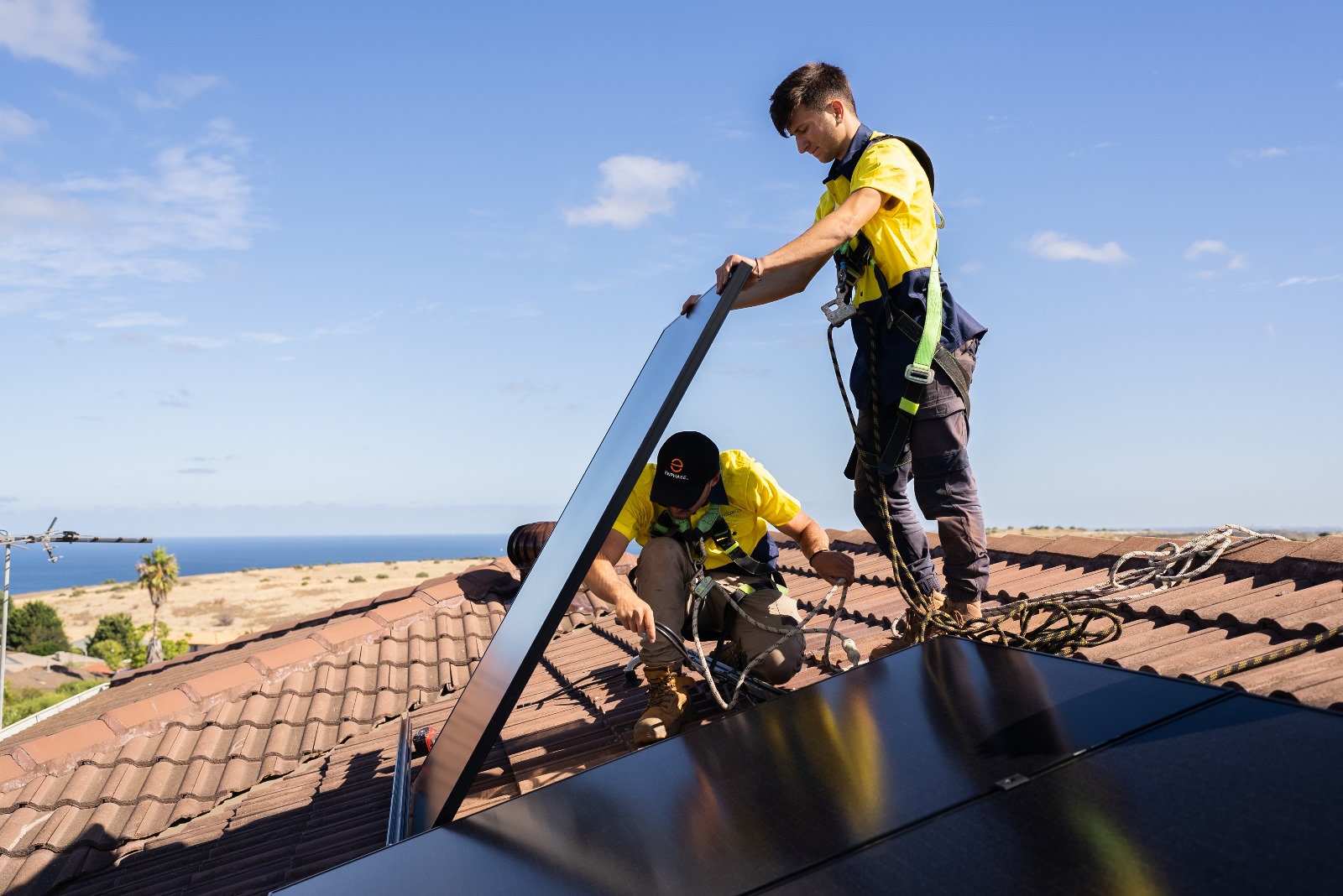 Long-Term Financial Benefits Of Purchasing High-Quality Solar Panels